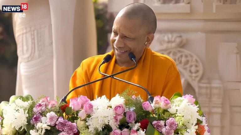 अयोध्या में गरजे सीएम योगी: विपक्ष पर साधा निशाना, पूछा- क्या जामा मस्जिद में हनुमान चालीसा का पाठ करा पाएगी कांग्रेस-सपा?